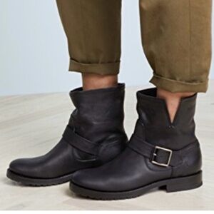 Frye Natalie Short Engineer Black Suede Moto Boot Size 7